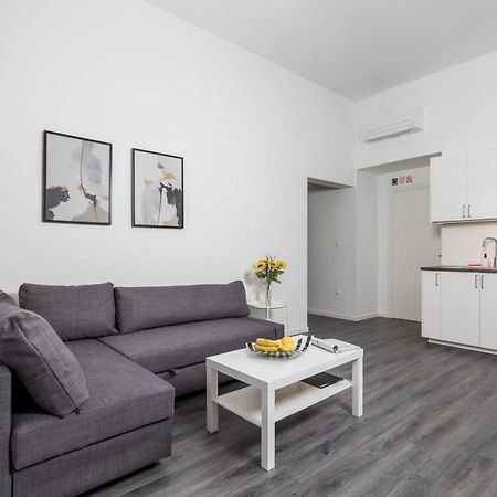 Apartment Nest In 1 Rijeka Buitenkant foto