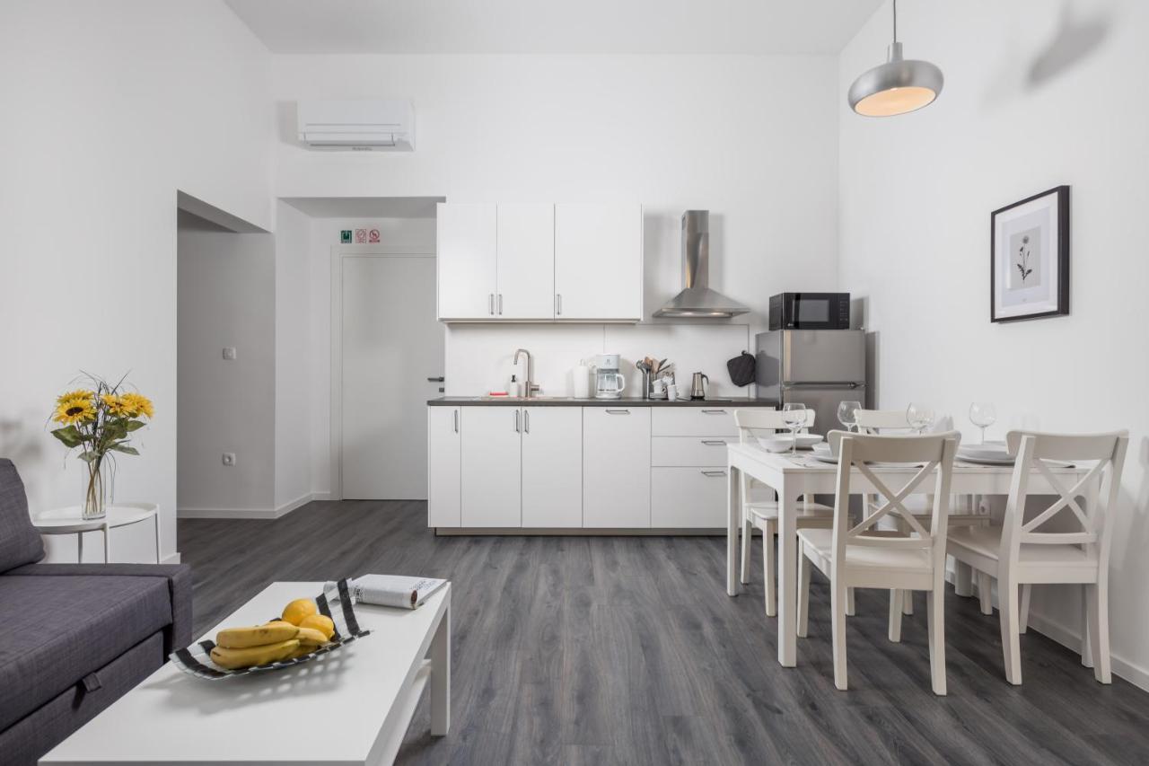 Apartment Nest In 1 Rijeka Buitenkant foto